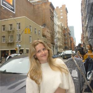 Meet your Posher, Charlotte